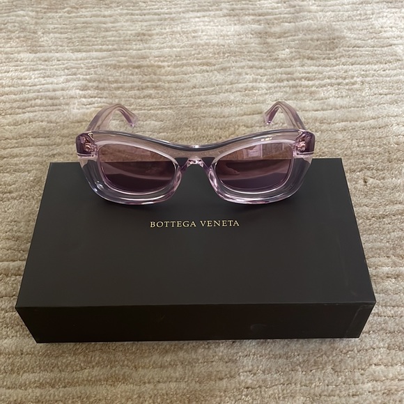 BNIB Bottega Veneta transparent rectangle frame sunglasses - Picture 3 of 11